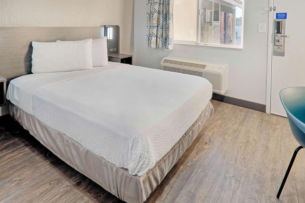 Motel 6-Lancaster, Ca エクステリア 写真